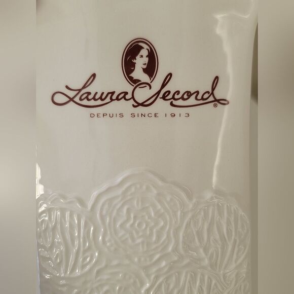 Laura Secord Ceramic Canister With Lid Silcone Ring #1138 - Picture 12 of 13